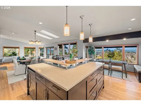 2831 NE Rocky Butte Road Portland OR 97220