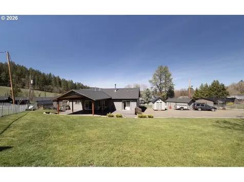 503 S Holmes Street Wallowa OR 97885