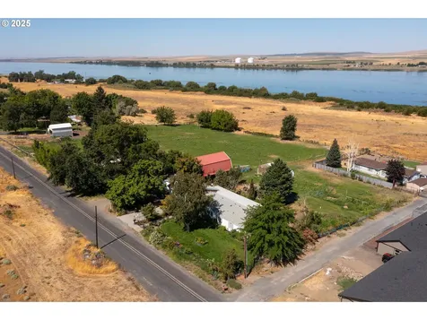 28473 Southshore Drive Umatilla OR 97882