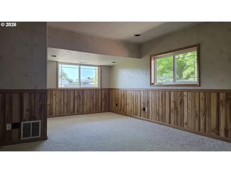 1047 Baxter Street Eugene OR 97402