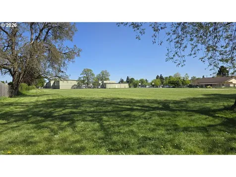 1047 Baxter Street Eugene OR 97402