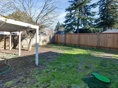 525 SW Fellows Street Mcminnville OR 97128