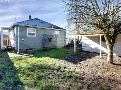525 SW Fellows Street Mcminnville OR 97128
