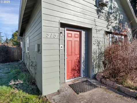 525 SW Fellows Street Mcminnville OR 97128