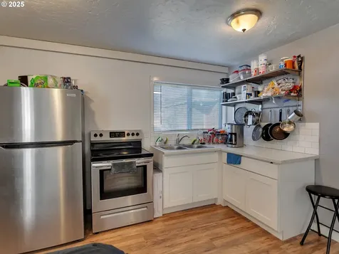 525 SW Fellows Street Mcminnville OR 97128