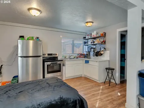 525 SW Fellows Street Mcminnville OR 97128