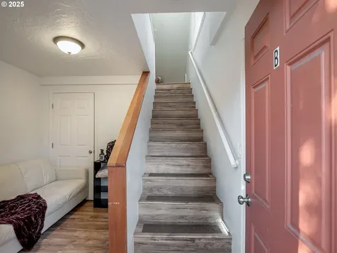 525 SW Fellows Street Mcminnville OR 97128