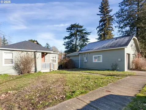 525 SW Fellows Street Mcminnville OR 97128