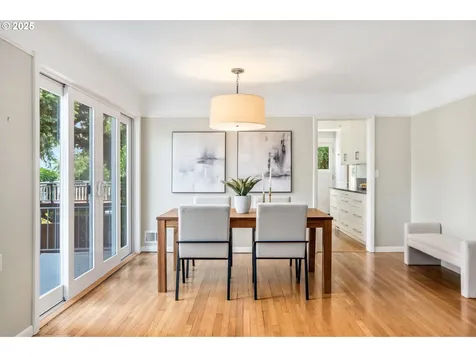 1130 Laurel Street Lake Oswego OR 97034