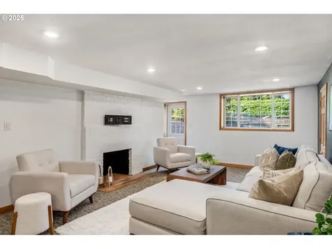1130 Laurel Street Lake Oswego OR 97034