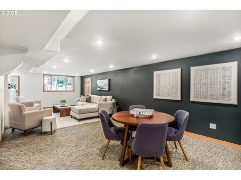 1130 Laurel Street Lake Oswego OR 97034