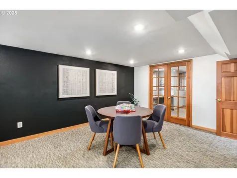 1130 Laurel Street Lake Oswego OR 97034