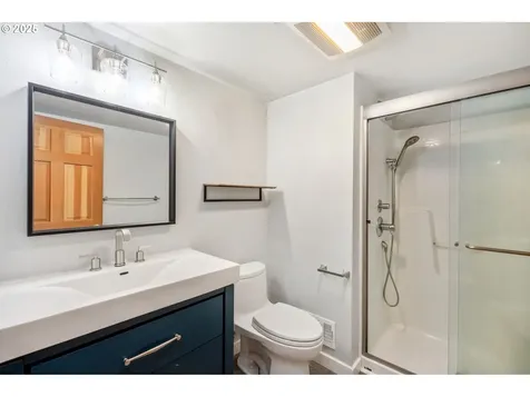 1130 Laurel Street Lake Oswego OR 97034