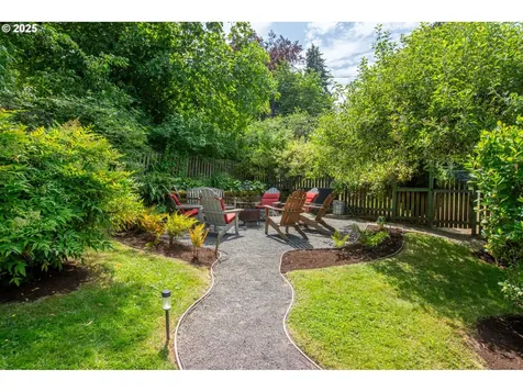 1130 Laurel Street Lake Oswego OR 97034