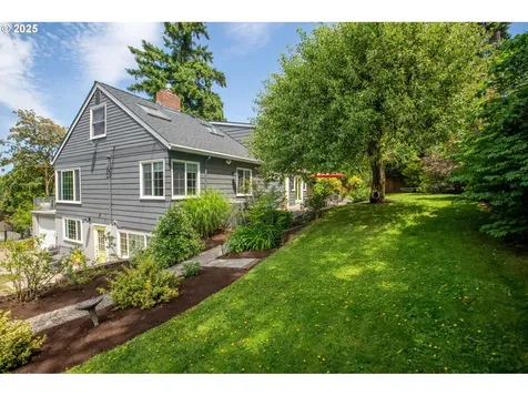 1130 Laurel Street Lake Oswego OR 97034