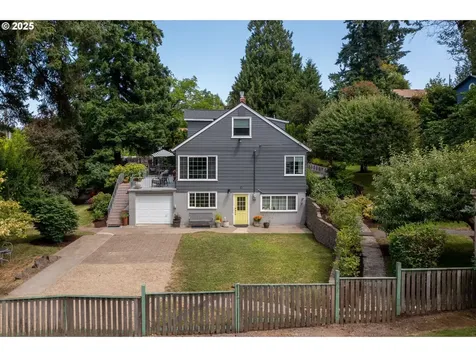 1130 Laurel Street Lake Oswego OR 97034
