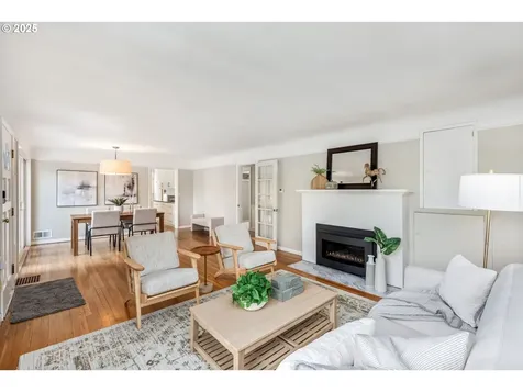 1130 Laurel Street Lake Oswego OR 97034