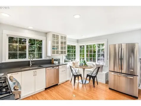 1130 Laurel Street Lake Oswego OR 97034
