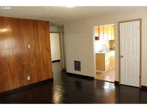 2906 E 12th Street Vancouver WA 98661