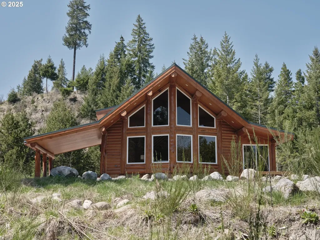 192 Sasquatch Way Cougar WA 98616