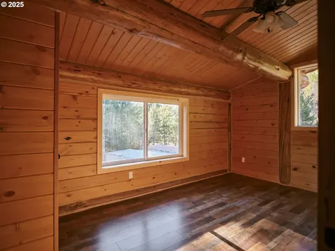 192 Sasquatch Way Cougar WA 98616