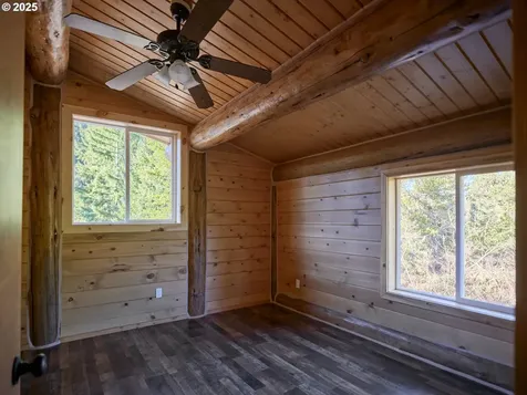 192 Sasquatch Way Cougar WA 98616