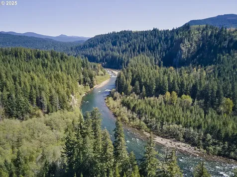 192 Sasquatch Way Cougar WA 98616