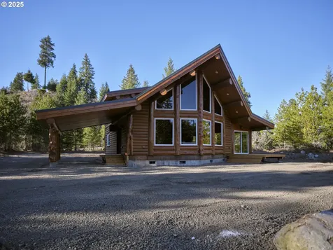 192 Sasquatch Way Cougar WA 98616