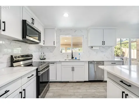 6504 NE 66th Avenue Vancouver WA 98661