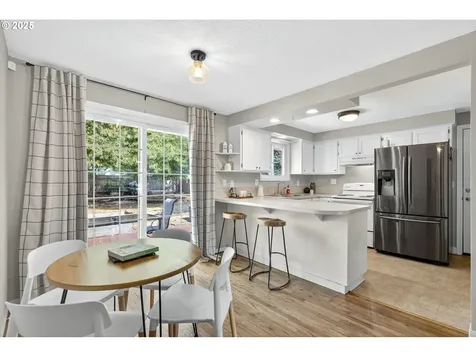 15725 SE Madison Court Portland OR 97233