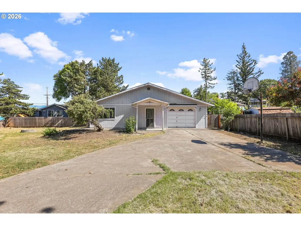 540 Oak Knoll Drive Ashland OR 97520
