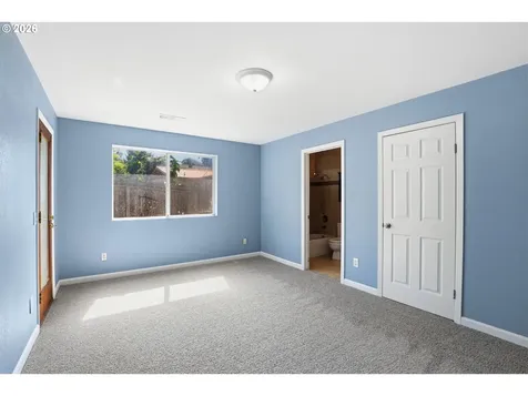 540 Oak Knoll Drive Ashland OR 97520