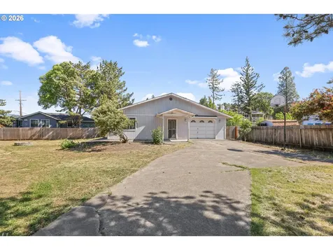 540 Oak Knoll Drive Ashland OR 97520