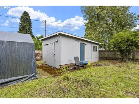 640 N Garden Way Eugene OR 97401