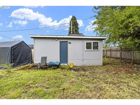 640 N Garden Way Eugene OR 97401