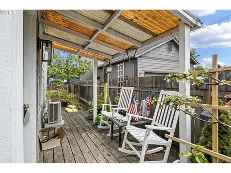 640 N Garden Way Eugene OR 97401