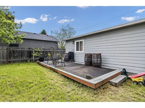 640 N Garden Way Eugene OR 97401