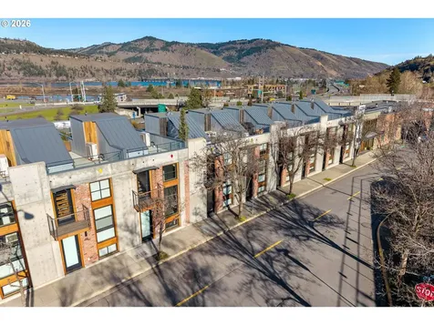 314 Columbia Street Hood River OR 97031