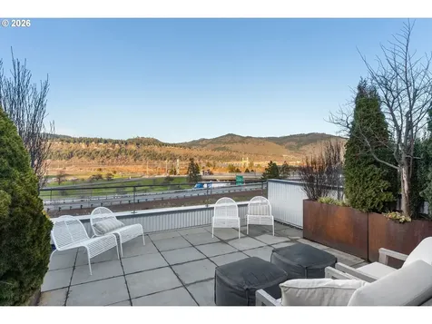 314 Columbia Street Hood River OR 97031