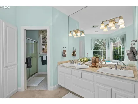 11830 SE Eastbourne Lane Happy Valley OR 97086