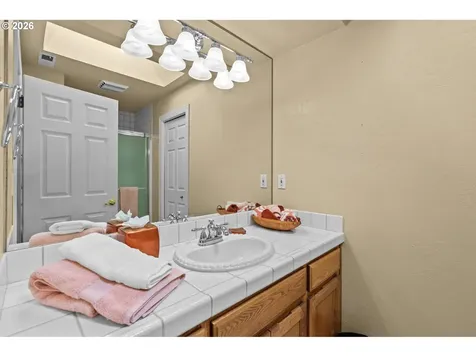 11830 SE Eastbourne Lane Happy Valley OR 97086