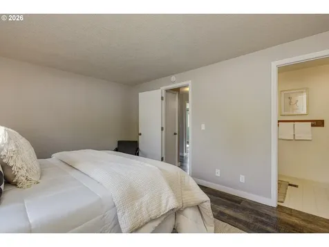 1020 45th Avenue NE Salem OR 97301