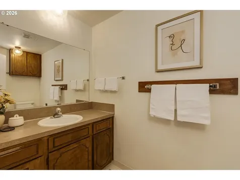 1020 45th Avenue NE Salem OR 97301