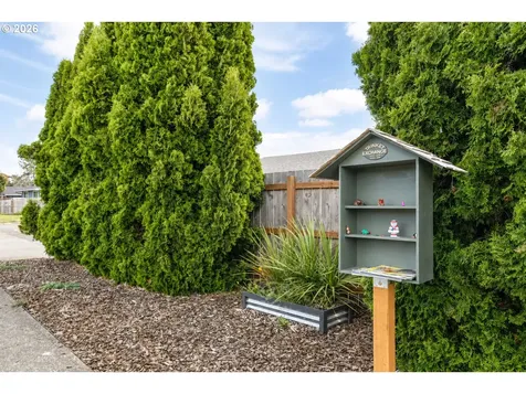 1020 45th Avenue NE Salem OR 97301
