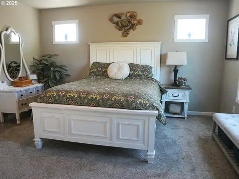10310 NE 104th Street Vancouver WA 98662