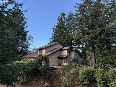 1735 Arch Lane Brookings OR 97415