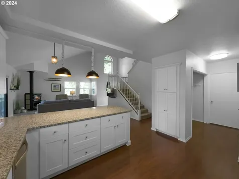 1735 Arch Lane Brookings OR 97415