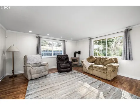 2937 Stark Street Eugene OR 97404