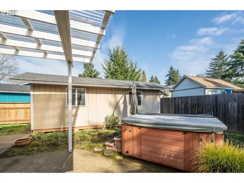 2937 Stark Street Eugene OR 97404