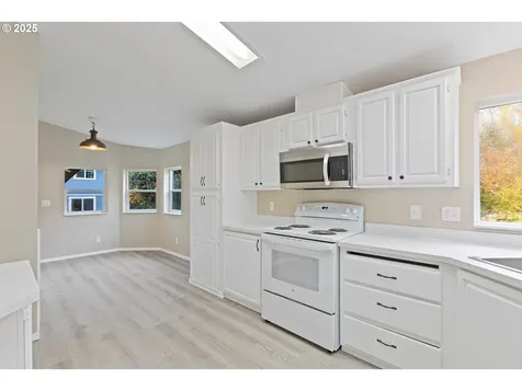 23077 SW Main Street Sherwood OR 97140